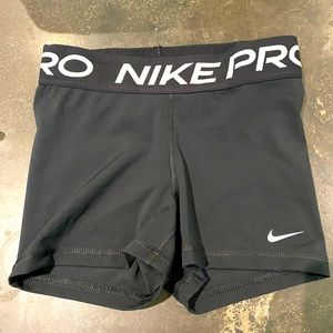 Nike Pro 365 3